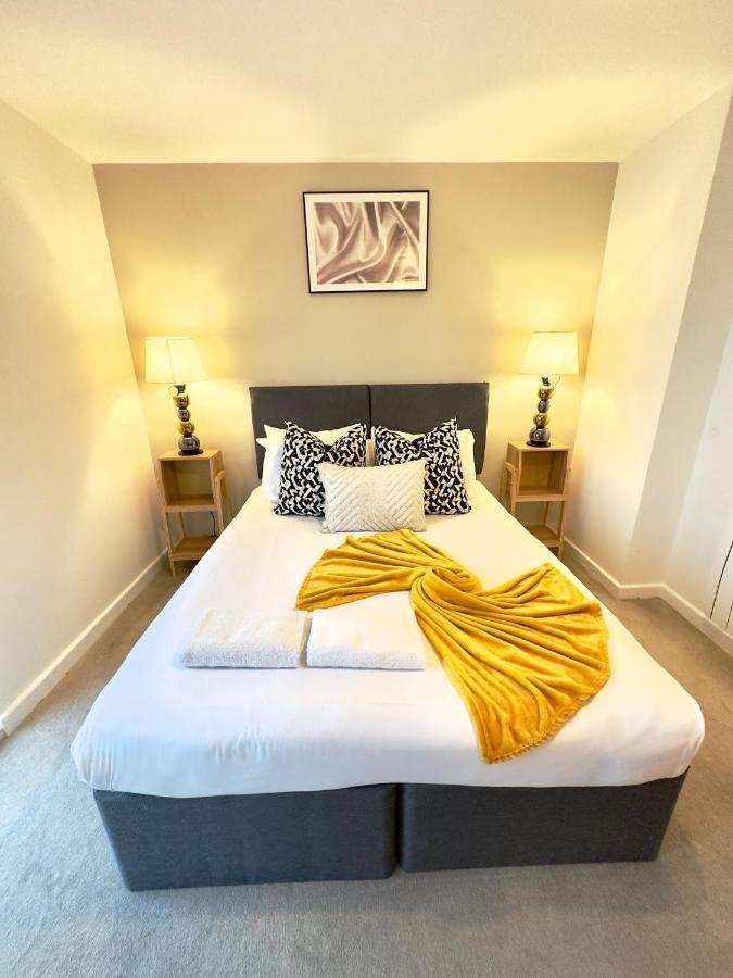 Koala & Tree - Modern 1 Bed Apartment For 4 Guests In The Heart Of Cambridge - Short Lets & Serviced Accommodation Exterior foto